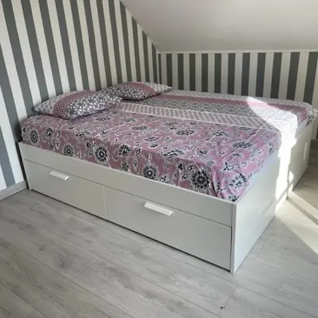 Maison Les Sablons-fontainebleau-moret Sur Loing Hébergement de vacances